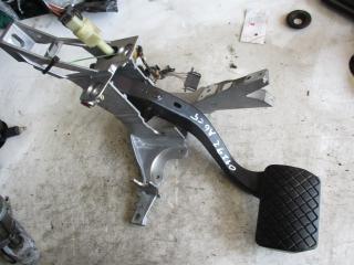 педаль тормоза Audi A6 4B/C5 1999, 2.5 л., АКПП, универсал, 8D1721117K
