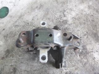 подушка крепления КПП Volkswagen Polo 3 поколение 2000, 1.4 л., 6Q0199555