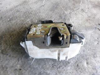 замок двери передней левой Volkswagen Polo 3 поколение 1995, 1.3 л., МКПП, хетчбэк 5 дв.