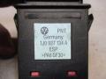 кнопка ручного тормоза (ручника) Volkswagen Golf 3 поколение 1999, 2.0 л., МКПП, универсал, 1J0927134A - фото №3