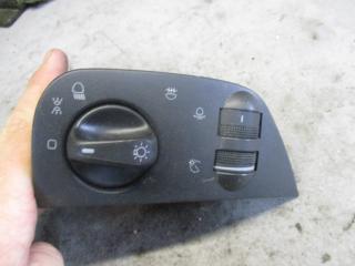 переключатель света Volkswagen Polo 3 поколение 1997, 1.4 л., МКПП, универсал, 6N1941531R