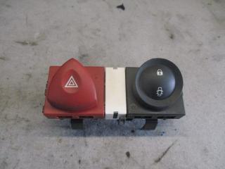 кнопка аварийной сигнализации Renault Megane 2 поколение 2005, 1.9 л., МКПП, хетчбэк 5 дв., 8200095493