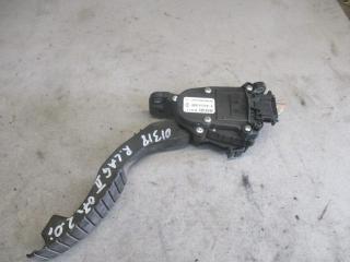 педаль Renault Laguna 2 поколение [рестайлинг] 2007, 2.0 л., МКПП, универсал, 8200415818A