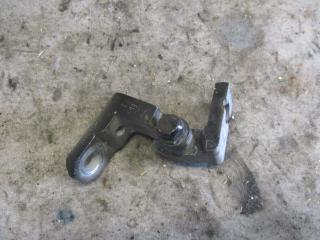 петля двери Volkswagen Touran 1 поколение 2005, 2.0 л., МКПП, минивэн, 6Q0831402B