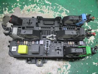 блок предохранителей Opel Astra H 2005, 1.7 л., МКПП, универсал, 13206762