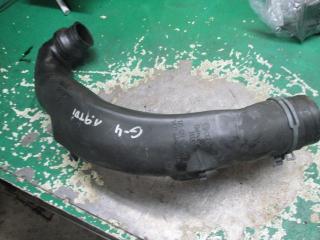 патрубок интеркулера Volkswagen Golf 3 поколение 1999, 1.9 л., 1J0129654AC