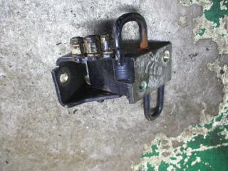 петля двери Skoda Superb 1 поколение 2004, 2.5 л., МКПП, седан, 4B0831412B
