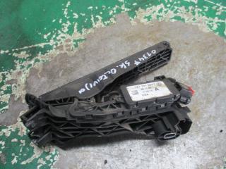 педаль Skoda Octavia 1 поколение [рестайлинг] 2007, 1.9 л., МКПП, универсал, 1K1721503P