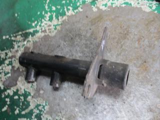 крепление бампера Audi A6 4A/C4 1996, 2.5 л., МКПП, седан, 4A0807331C