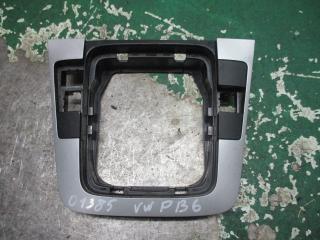 комплект декоративных накладок (дерева) салона Volkswagen Passat B6 2006, 2.0 л., МКПП, универсал, 3C0864263