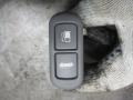 кнопка открытия лючка топливного бака Kia Sorento 1 поколение 2005, 3.5 л., АКПП, внедорожник 5 дв., 935503E000 - фото №2