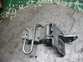 петля двери Audi A6 C5 [рестайлинг] 2002, 2.0 л., АКПП, универсал, 4B0831412B
