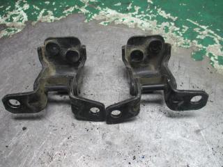 петля двери Mazda RX-8 1 поколение 2005, 1.3 л., МКПП, купе