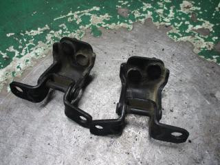 петля двери Mazda RX-8 1 поколение 2005, 1.3 л., МКПП, купе