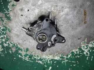 насос вакуумный Volkswagen Passat B6 2006, 03G145209