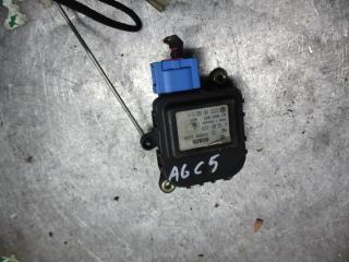моторчик заслонки печки Audi A6 4B/C5 1998, 4B1820511C