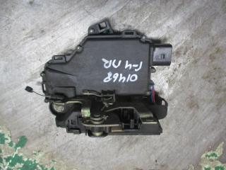 замок двери передней правой Volkswagen Golf 4 поколение 2001, 1.9 л., МКПП, хетчбэк 5 дв.
