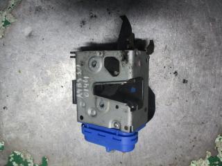 замок двери задней правой Audi A4 B5 1995, 1.6 л., МКПП, седан