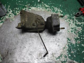подушка крепления двигателя Volkswagen Transporter T4 1996, 7D0399107AA