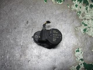 моторчик заслонки печки BMW 3 серия E46 2003, 2.0 л., МКПП, седан, 6912524