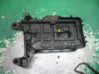 полка аккумулятора Volkswagen Touran 1 поколение 2004, 2.0 л., АКПП, минивэн, 1K0915333B