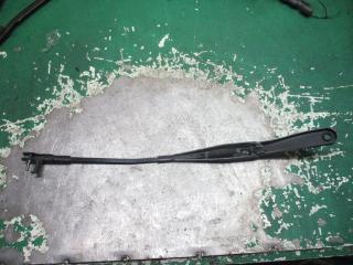 щеткодержатель (поводок стеклоочистителя, дворник) Opel Astra H 2005, 1.9 л., МКПП, универсал, 13111219
