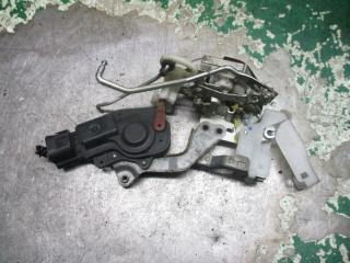 замок двери передней правой Toyota Aygo 1 поколение 2005, 1.0 л., МКПП, хетчбэк 5 дв.