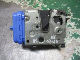 замок двери задней левой Audi A4 B5 1997, 1.8 л., МКПП, седан, 4A0839015H