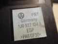 кнопка ручного тормоза (ручника) Volkswagen Bora 1 поколение 1999, 2.0 л., МКПП, универсал, 1J0927134A - фото №4