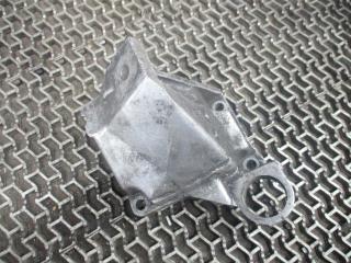 кронштейн КПП Audi A6 4A/C4 1996, 4A0399114M