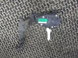 педаль Volkswagen Golf 3 поколение 1999, 1.6 л., МКПП, хетчбэк 5 дв., 1J1721503J