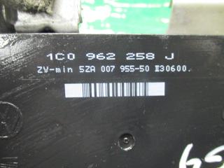 блок комфорта Volkswagen Golf 3 поколение 1999, 1.6 л., МКПП, хетчбэк 5 дв., 1C0962258J