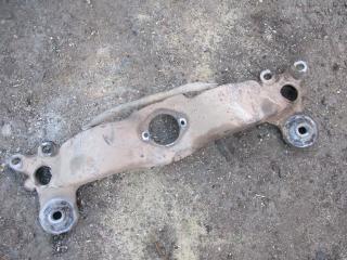 кронштейн КПП Audi A4 B6 2002, 2.4 л., АКПП, седан, 8E0399263S