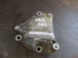 кронштейн компрессора кондиционера Opel Astra G 2001, 1.8 л., МКПП, универсал, 90529603