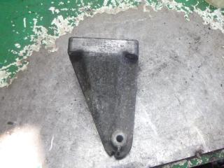 кронштейн двигателя Mercedes-Benz C-Класс W203/S203/CL203 2002, 2.2 л., A6112230804