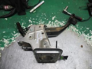педаль тормоза Volkswagen Touran 1 поколение 2006, 1.6 л., МКПП, минивэн, 1T1721057L