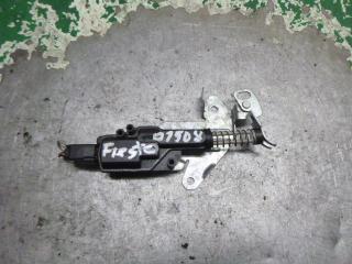 активатор (привод) замка двери Ford Fiesta 5 поколение [рестайлинг] 2007, 1.3 л., МКПП, хетчбэк 5 дв., 2S6T432A98AE