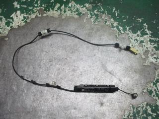 усилитель антенны Volkswagen Golf 4 поколение 2005, 1.9 л., МКПП, хетчбэк 5 дв., 1K6035577H