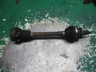 полуось передняя левая (приводной вал, ШРУС) Volkswagen Polo 4 поколение 2005, 1.4 л.