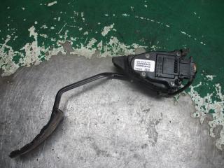 педаль Mitsubishi Space Star 1 поколение 2002, 1.9 л., МКПП, минивэн, 30865642