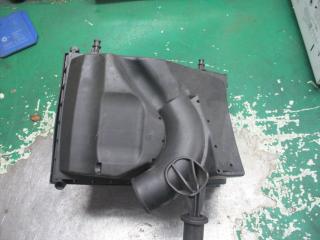 корпус воздушного фильтра Opel Corsa C 2003, 1.0 л., МКПП, хетчбэк 5 дв., 460023377