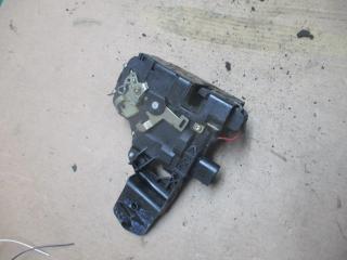 замок двери передней правой Volkswagen Passat B5 1998, 1.8 л., МКПП, универсал