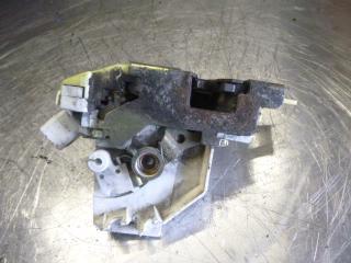 замок двери задней левой Ford Focus 1 поколение 1999, 1.8 л., МКПП, седан, XS41A26413BG