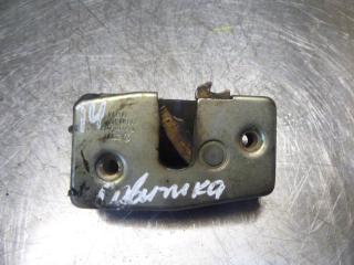 замок двери сдвижной Volkswagen Transporter T4 1995, 701843604A