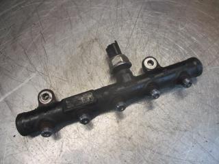 топливная рампа Ford C-Max 1 поколение 2005, 2.0 л., МКПП, минивэн, 9654726280