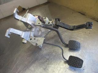 узел педальный (блок педалей) Audi 80 B3 1990, 1.8 л., МКПП, седан