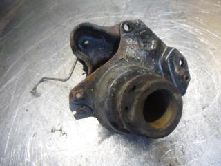 подушка крепления двигателя Volkswagen Polo 3 поколение 1999, 6N0199561F
