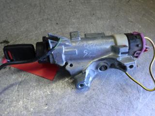 замок зажигания Audi A4 B5 1997, 1.8 л., МКПП, седан, 4D0905851E