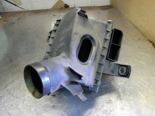 корпус воздушного фильтра Audi A4 B5 1996, 2.6 л., МКПП, универсал, 078133837L