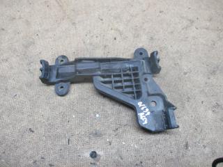 крепление бампера Audi A6 4A/C4 1996, 2.0 л., МКПП, седан, 4A0807484A